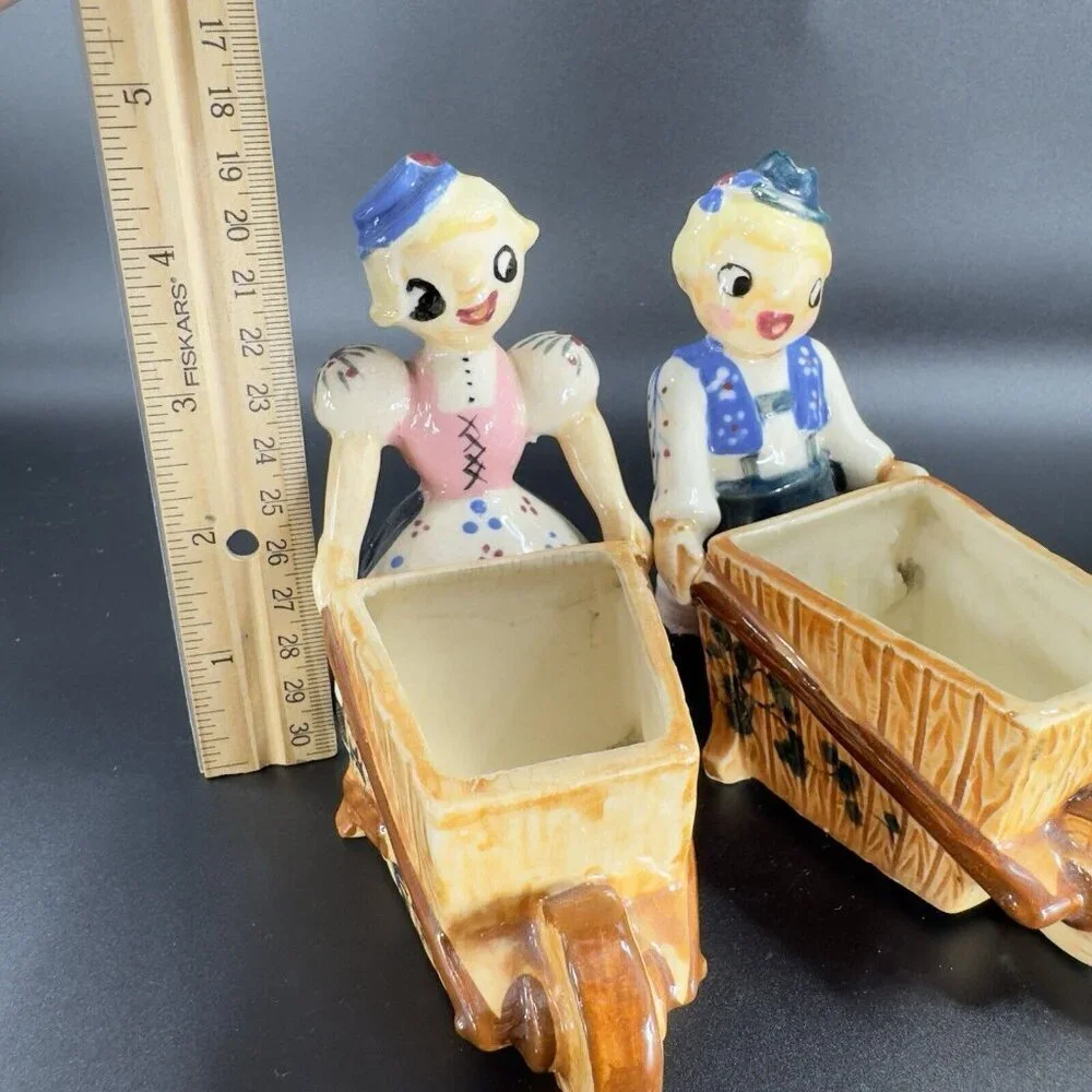Vintage Pioneer MDSE Co Hand Painted Wheel Barrel Planter‎ Set 2 Man Woman Japan